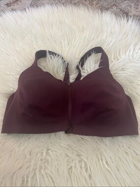 Victoria secret knock out Front-Zip Sports Bra in Deep Burgundy 40DDD